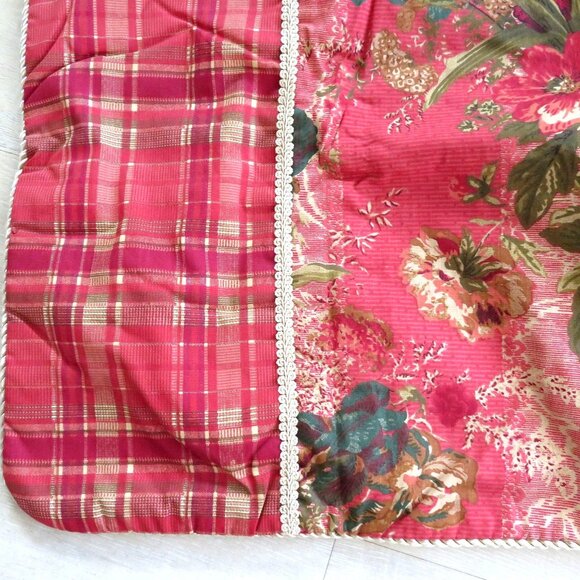 New Vintage 2006 JCPenney Middleton King Pillow Shams Pair of 2 Quilted Red USA - Picture 3 of 14